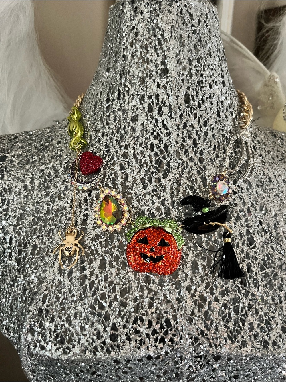 NWT Betsey Johnson Halloween Pumpkin Witch Hat Multi-Charm Statement Necklace